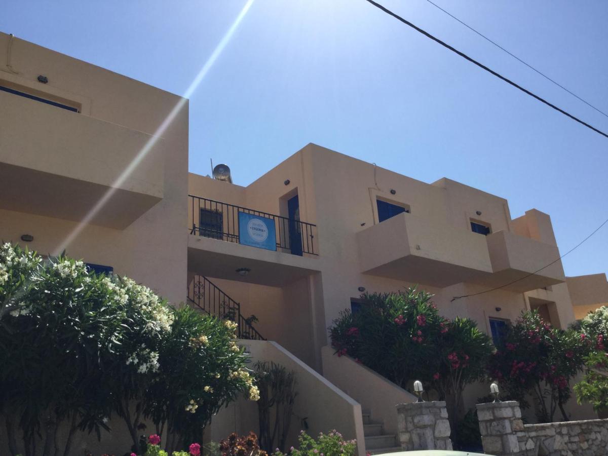 Eugenia Travasarou Sea View Appartments Diakofti Buitenkant foto