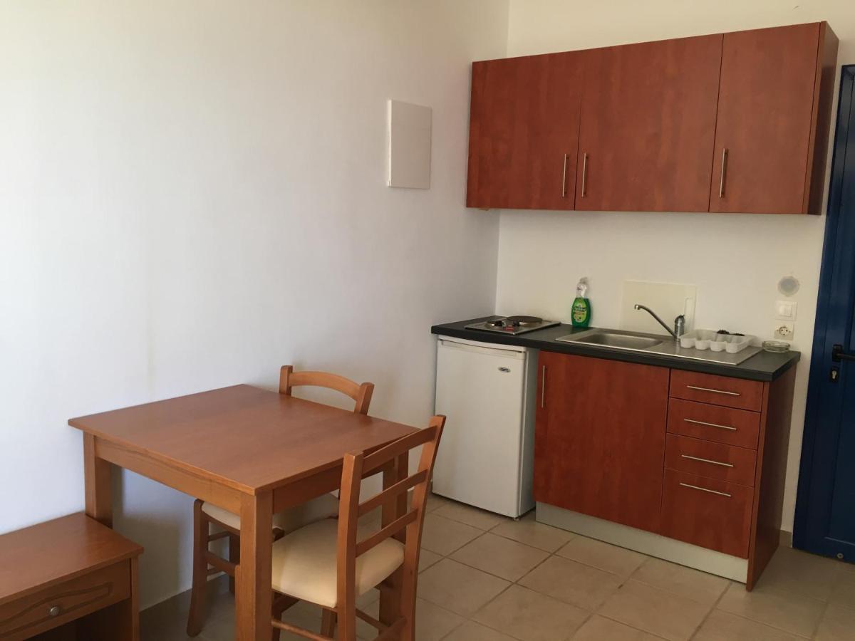 Eugenia Travasarou Sea View Appartments Diakofti Buitenkant foto