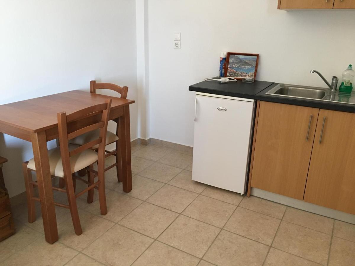 Eugenia Travasarou Sea View Appartments Diakofti Buitenkant foto